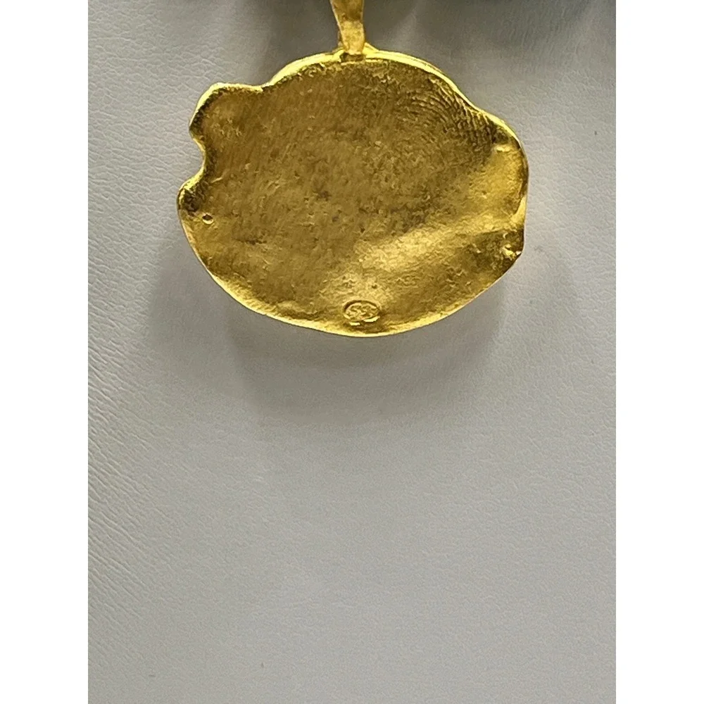 Susan Shaw Gold Tone Faux Turquoise Stone Equestrian Medallion Necklace 17-20